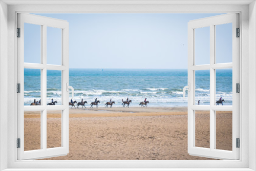 Fototapeta Naklejka Na Ścianę Okno 3D - Horse riding on the beach