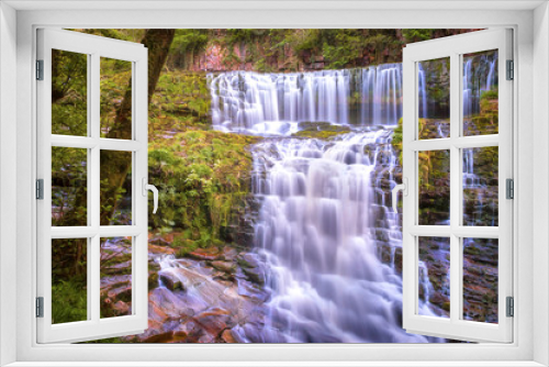 Fototapeta Naklejka Na Ścianę Okno 3D - Waterfall Brecon Beacons Full River
