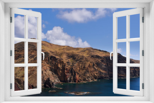 Fototapeta Naklejka Na Ścianę Okno 3D - coast line in Madeira and blue ocean, Ponta de Sao Lourenco