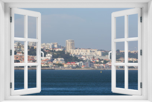 Fototapeta Naklejka Na Ścianę Okno 3D - the city of Lisbon