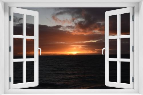 Fototapeta Naklejka Na Ścianę Okno 3D - Sunset at Beach