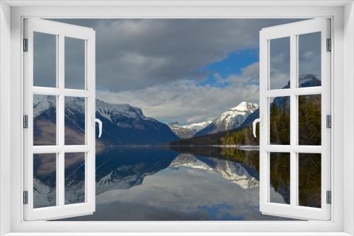 Fototapeta Naklejka Na Ścianę Okno 3D - Glacier Park 
