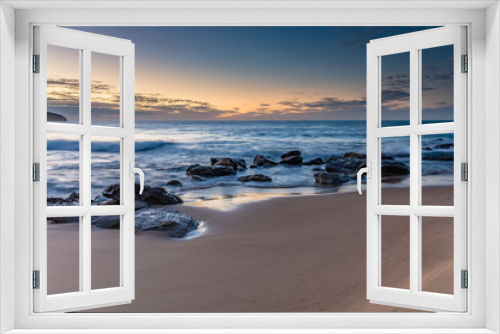 Fototapeta Naklejka Na Ścianę Okno 3D - Sunrise at the Seaside