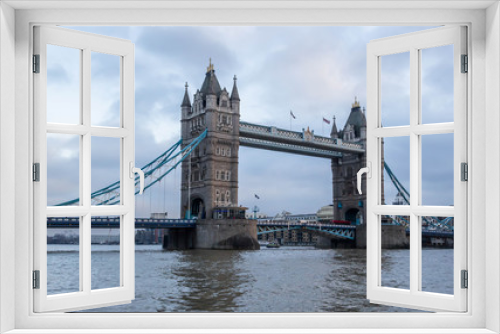 Fototapeta Naklejka Na Ścianę Okno 3D - Tower Bridge in London