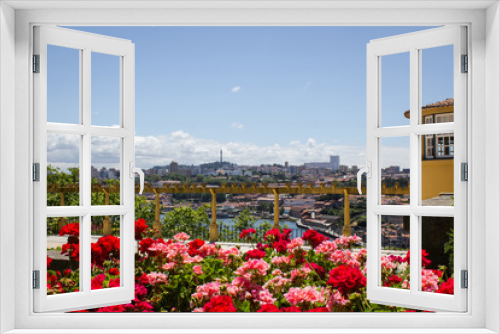 Fototapeta Naklejka Na Ścianę Okno 3D - Landscape of Porto, Portugal on beautiful sunny day.
