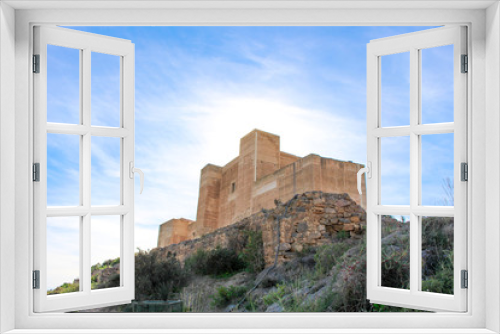 Fototapeta Naklejka Na Ścianę Okno 3D - Cox en la Vega Baja del Segura - Castillo, paisaje,  montaña, sierra e Iglesia de San Juan Bautista
