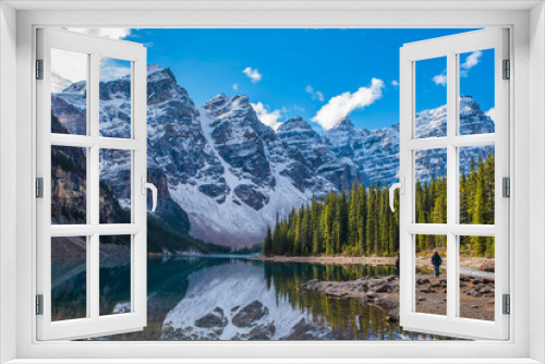 Fototapeta Naklejka Na Ścianę Okno 3D - Moraine Lake, Rocky Mountains, Canada
