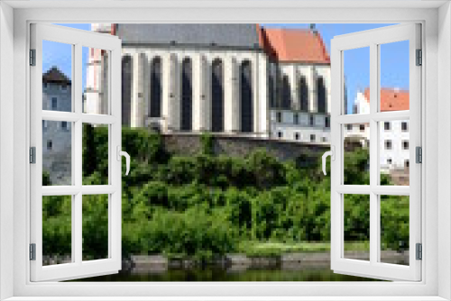 Fototapeta Naklejka Na Ścianę Okno 3D - Church and River Vltava in Cesky Krumlov in the Czech Republic