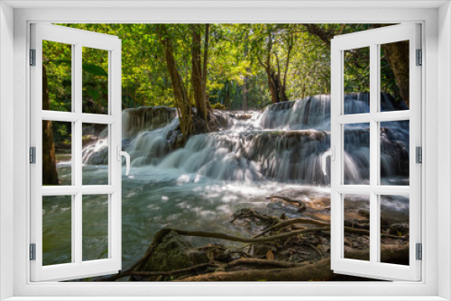 Fototapeta Naklejka Na Ścianę Okno 3D - Huai Mae Kamin beautiful waterfalls