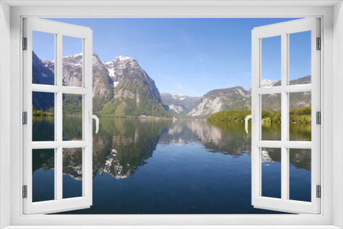 Fototapeta Naklejka Na Ścianę Okno 3D - Mountain Lake view