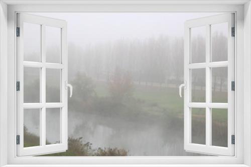 Fototapeta Naklejka Na Ścianę Okno 3D - niebla 2