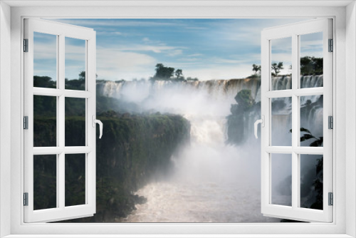 Fototapeta Naklejka Na Ścianę Okno 3D - Cataratas del iguazu fluyendo