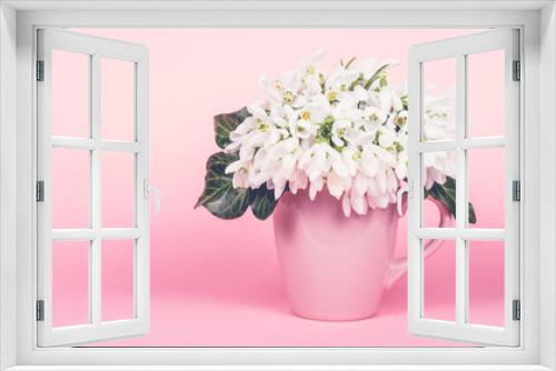 Fototapeta Naklejka Na Ścianę Okno 3D - Pink mug on pink background. Pink mug with white flowers. Copy space