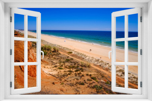 Fototapeta Naklejka Na Ścianę Okno 3D - View on the beautiful beach Praia da Rocha Baixinha Nascente in Algarve, Portugal.