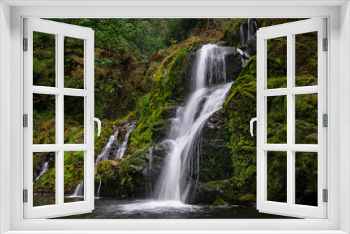 Fototapeta Naklejka Na Ścianę Okno 3D - Little Mashel Falls In Washington State