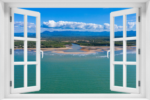 Fototapeta Naklejka Na Ścianę Okno 3D - Townsville Coastline