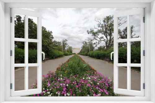 Fototapeta Naklejka Na Ścianę Okno 3D - Flower garden in Seaside Park