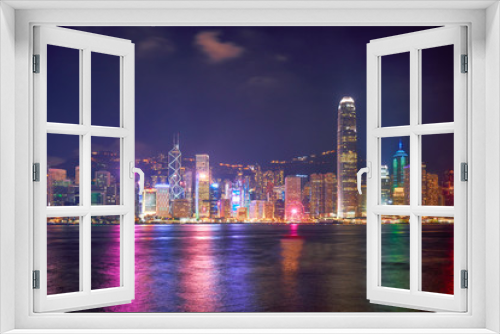 Fototapeta Naklejka Na Ścianę Okno 3D - night cityscape view of hong kong victoria harbour