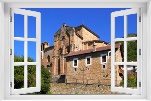 Fototapeta Naklejka Na Ścianę Okno 3D - Siresa romanesque monastery in Huesca Aragon