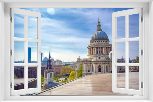Fototapeta Naklejka Na Ścianę Okno 3D - St. Paul's Cathedral in Central London, England, UK.