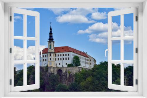 Fototapeta Naklejka Na Ścianę Okno 3D - Děčín Castle - Děčín Castle is one of the oldest and largest landmarks in northern Bohemia