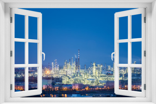 Fototapeta Naklejka Na Ścianę Okno 3D - night view of petrochemical plant