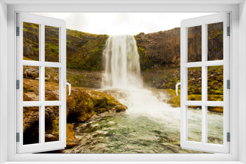 Fototapeta Naklejka Na Ścianę Okno 3D - Svodafoss waterfall Iceland 