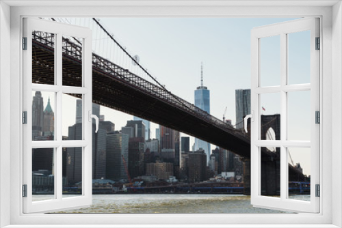 Fototapeta Naklejka Na Ścianę Okno 3D - Brooklyn bridge over East River in New York