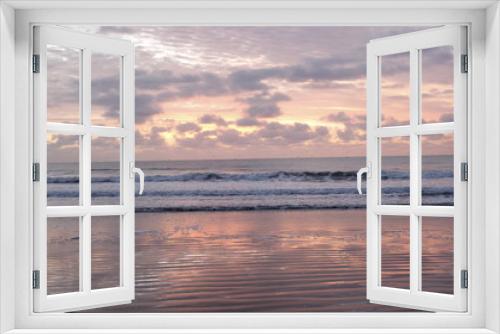 Fototapeta Naklejka Na Ścianę Okno 3D - Amanecer en el mar del sur