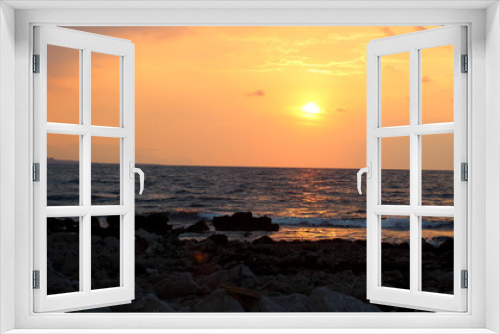 Fototapeta Naklejka Na Ścianę Okno 3D - evocative immagine of sunset over the sea