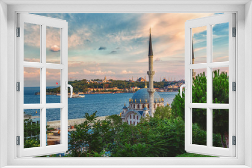 Fototapeta Naklejka Na Ścianę Okno 3D - Landscape with Nusretiye mosque and historical peninsula of Istanbul
