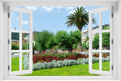 Fototapeta Naklejka Na Ścianę Okno 3D - Alderdi Eder gardens and Town Hall of Donostia-San Sebastian, Spain