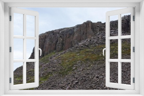 Fototapeta Naklejka Na Ścianę Okno 3D - Stone fall from a mountain in Scotland