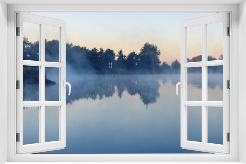 Fototapeta Naklejka Na Ścianę Okno 3D - Morning landscape with fog over the lake
