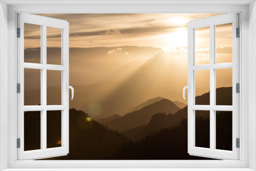 Fototapeta Naklejka Na Ścianę Okno 3D - Sunset in mountains, Golden hour