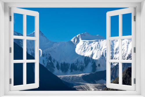 Fototapeta Naklejka Na Ścianę Okno 3D - The view on Belukha mountain in Altai Mountains