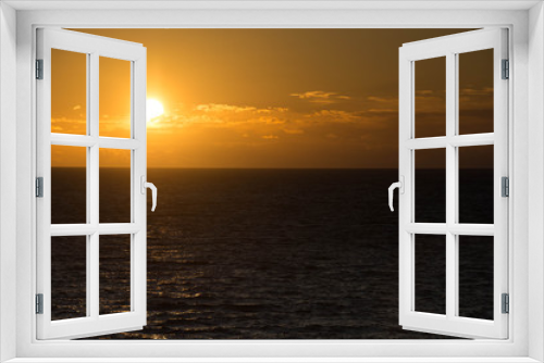Fototapeta Naklejka Na Ścianę Okno 3D - 静かな海の夕陽