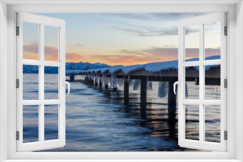 Fototapeta Naklejka Na Ścianę Okno 3D - Lake Tahoe Winter