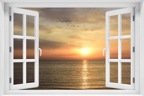 Fototapeta Naklejka Na Ścianę Okno 3D - Sonnenaufgang nach einer Regennacht am Meer - Wolkenstimmung am frühen Morgen