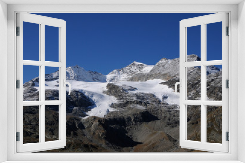 Fototapeta Naklejka Na Ścianę Okno 3D - Global Climate Change: Melting glaciers at Bernina Pass in the swiss alps in the upper Engadin