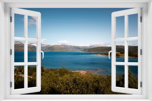Fototapeta Naklejka Na Ścianę Okno 3D - Beautiful fjord scenes in Northern Norway