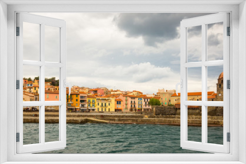 Fototapeta Naklejka Na Ścianę Okno 3D - Picturesque Collioure