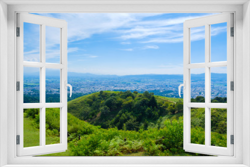 Fototapeta Naklejka Na Ścianę Okno 3D - 若草山山頂からの眺め　奈良県奈良市　市街地　2019年8月　夏