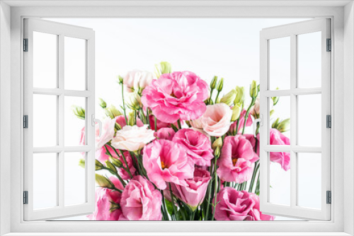 Fototapeta Naklejka Na Ścianę Okno 3D - A bouquet of flowers eustoma on a white background