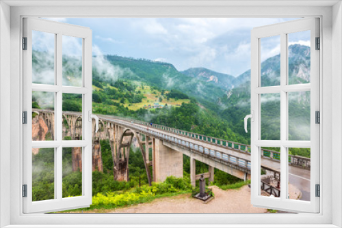 Fototapeta Naklejka Na Ścianę Okno 3D - Dzhurdzhevich Bridge Montenegro