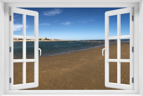 Fototapeta Naklejka Na Ścianę Okno 3D - Vista panorámica de playa