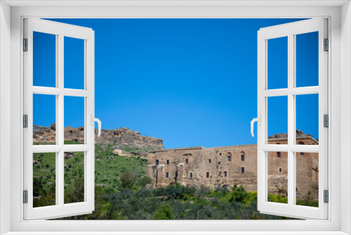 Fototapeta Naklejka Na Ścianę Okno 3D - Church Mardin , Turkey