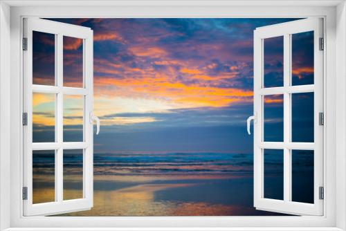 Fototapeta Naklejka Na Ścianę Okno 3D - sunset over the ocean