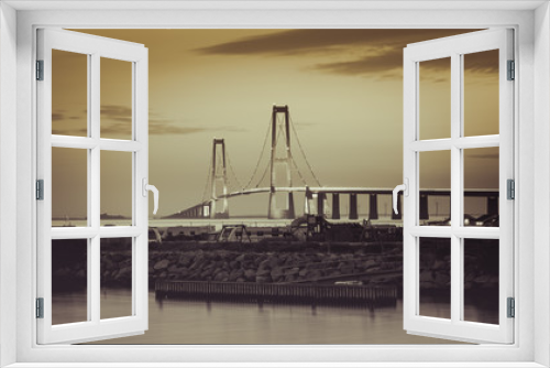 Fototapeta Naklejka Na Ścianę Okno 3D - Most w Dani na Duży Bełt na morzu bałtyckim