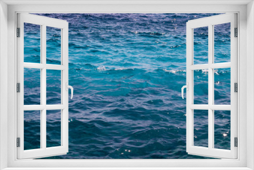 Fototapeta Naklejka Na Ścianę Okno 3D - Meerwasser mit leichten Wellen